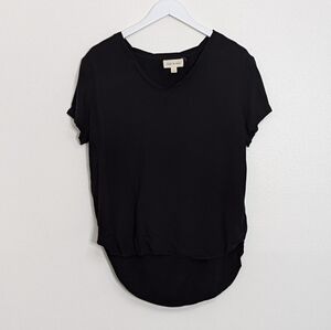 Cloth & Stone Shirt Black Medium V Neck Short Sleeve